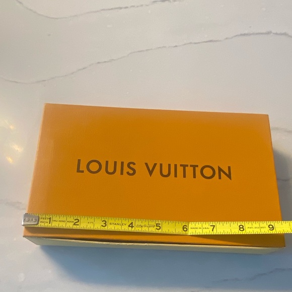 Louis Vuitton accessory box - Picture 5 of 5